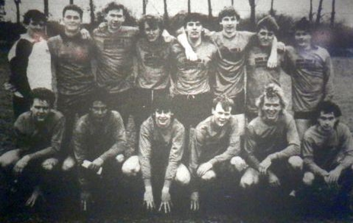 So close - Drury Arms were runners-up in the 1986/87 Ernie Osborne Cup final. They lost 4-3 to Gunners