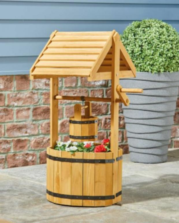 Chelmsford Weekly News: Natural Wooden Wishing Well Planter (Aldi)