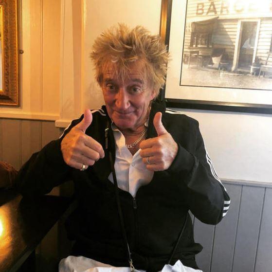 Chelmsford Weekly News: Rod Stewart at the pub. Credit: The Barge Inn